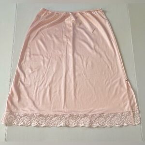 VTG 1970s-80s Maidenform Chantilly Pink Lace Nylon Half Slip Blue Label ILGWU L